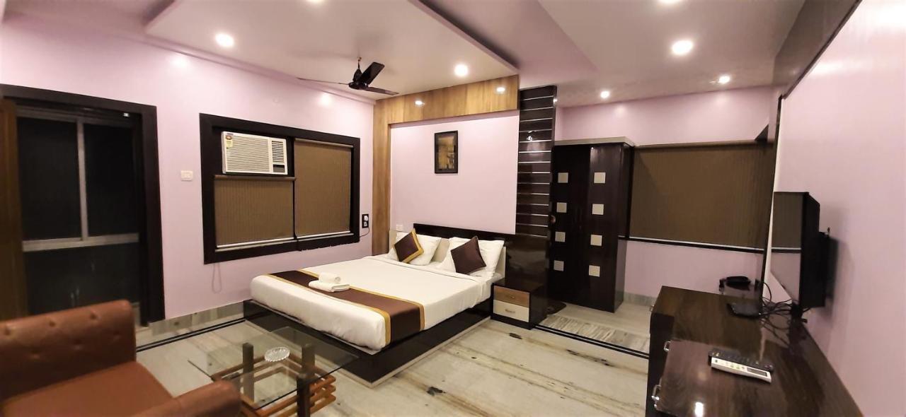Dora House Hotel Calcutta Buitenkant foto